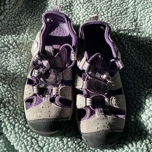 Timberland kids Sandals, size 1.5. Practically new-minimal wear signs.